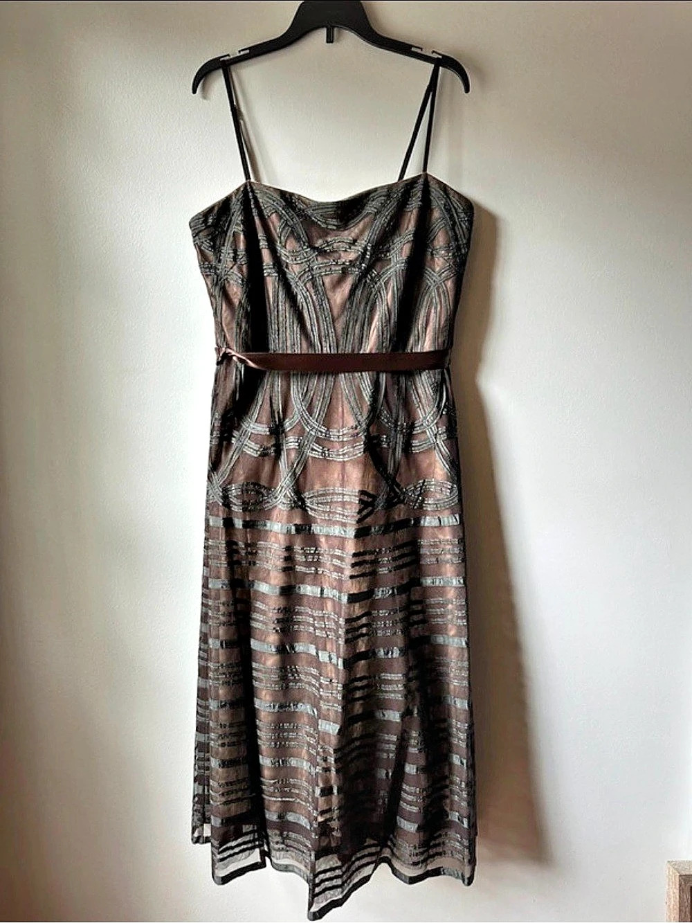 BCBGMAXAZRIA Geometric Midi Dress in Brown & Black Size 10 Like New